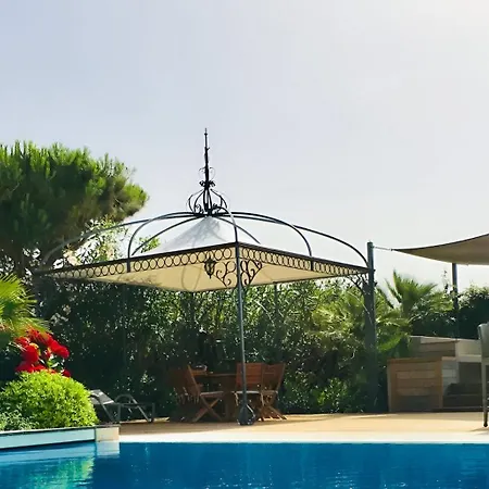 Villa Mare E Monti